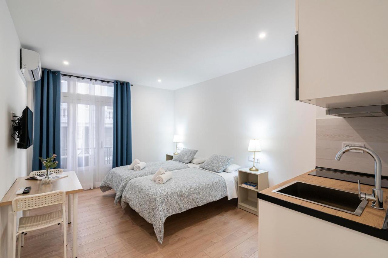 Room Plaza Espana Мадрид Екстер'єр фото